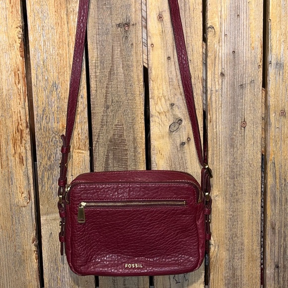 Fossil Red Leather Shoulder Bag - Picture 2 of 9